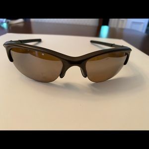 Oakley brown frame. Amber lens
